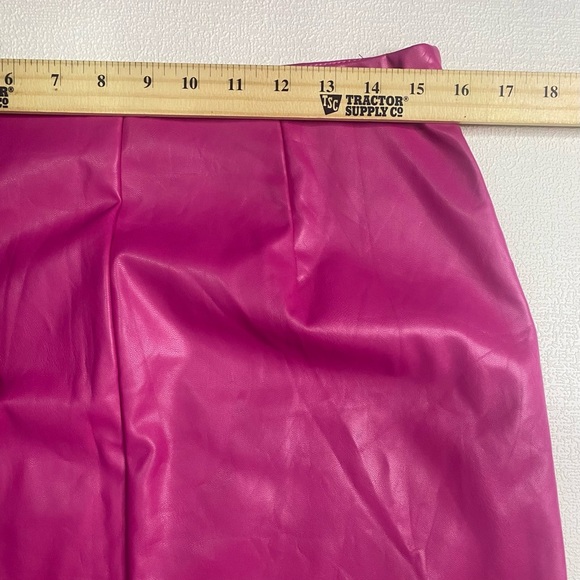 Bratz Coquette Mini Skirt L Barbie Pink Edgy 7” Slit High Waist Zipper Pleather - Picture 5 of 9